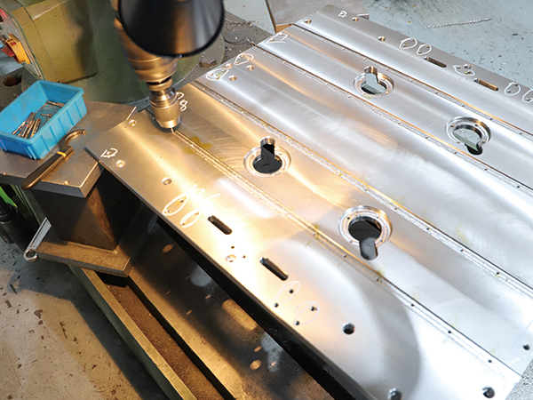 龍(long)門銑床(chuang)加工