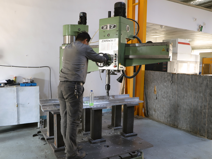 龍門銑床(chuang)加工